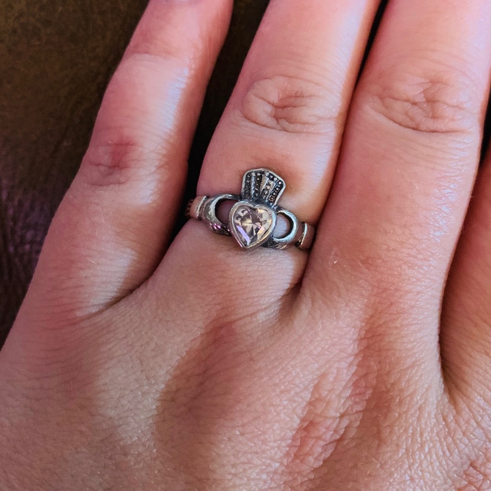 Sterling silver claddagh ring